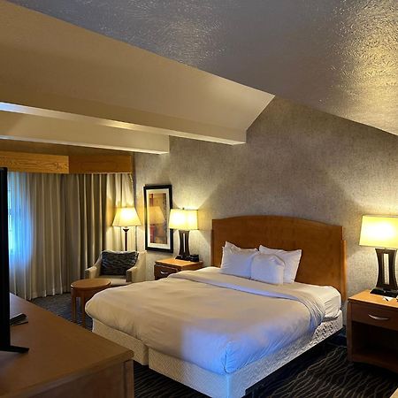 Radisson Hotel Salt Lake City Airport Εξωτερικό φωτογραφία
