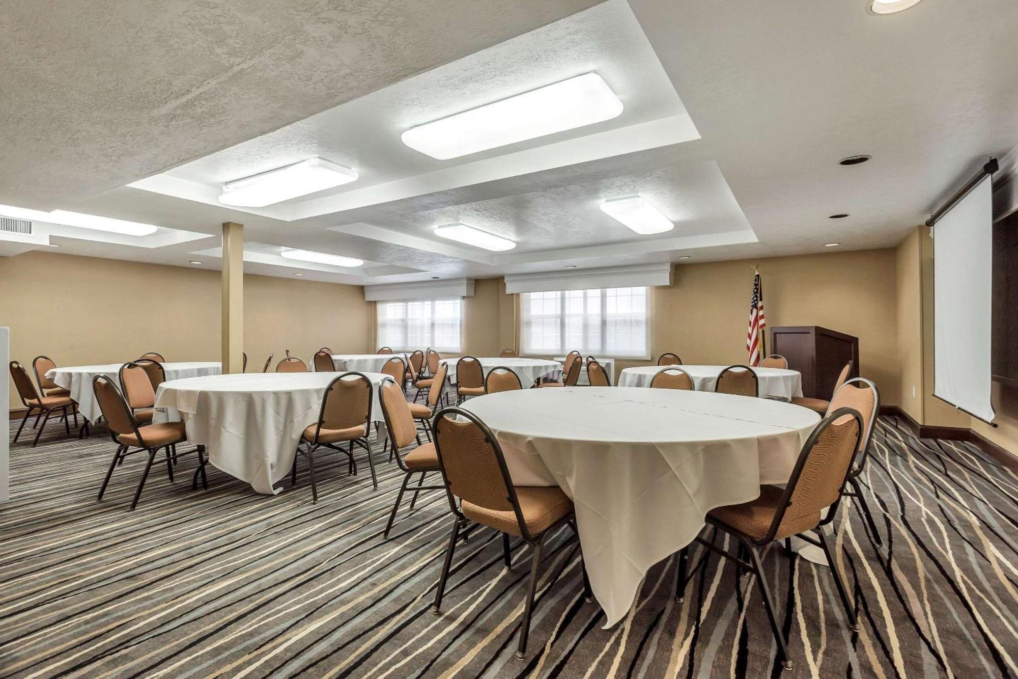 Radisson Hotel Salt Lake City Airport Εξωτερικό φωτογραφία