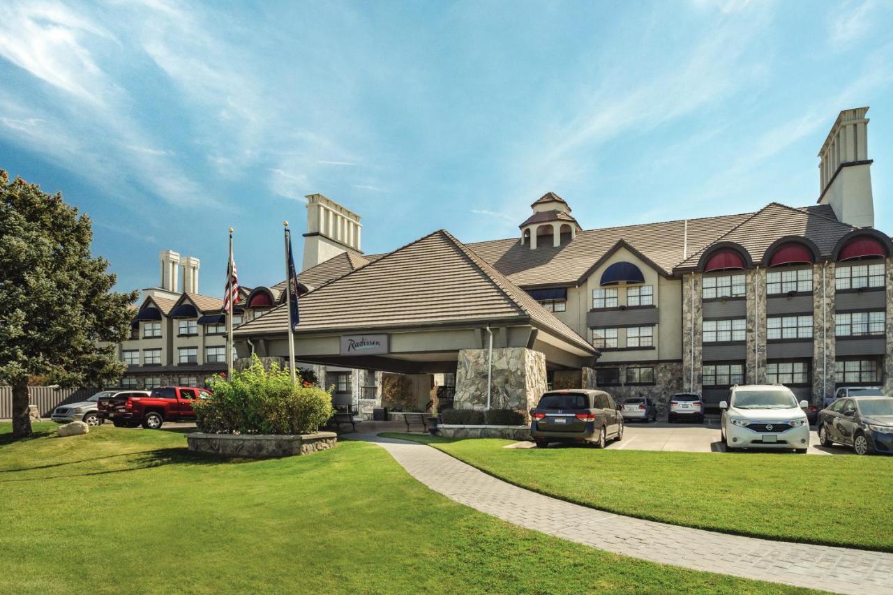 Radisson Hotel Salt Lake City Airport Εξωτερικό φωτογραφία